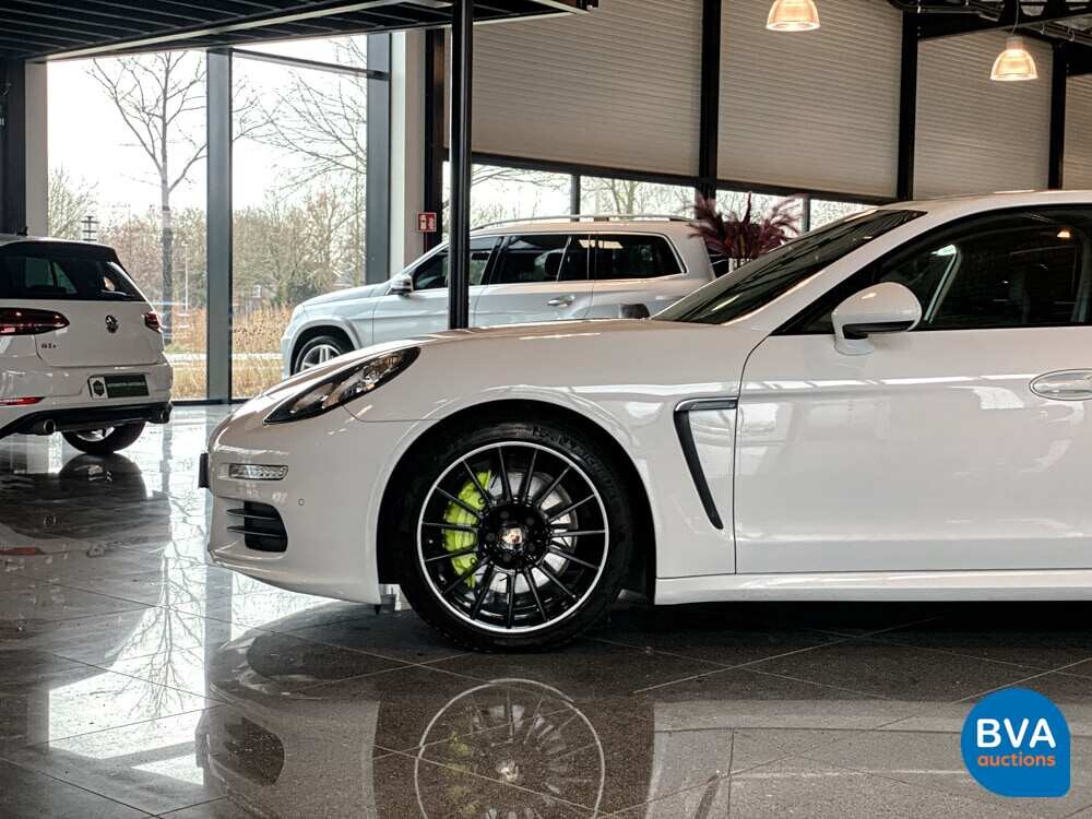 Porsche Panamera S E-Hybrid 416pk SportChrono 2014 -Org NL-, 5-TDZ-03.
