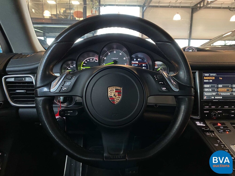 Porsche Panamera S E-Hybrid 416pk SportChrono 2014 -Org NL-, 5-TDZ-03.