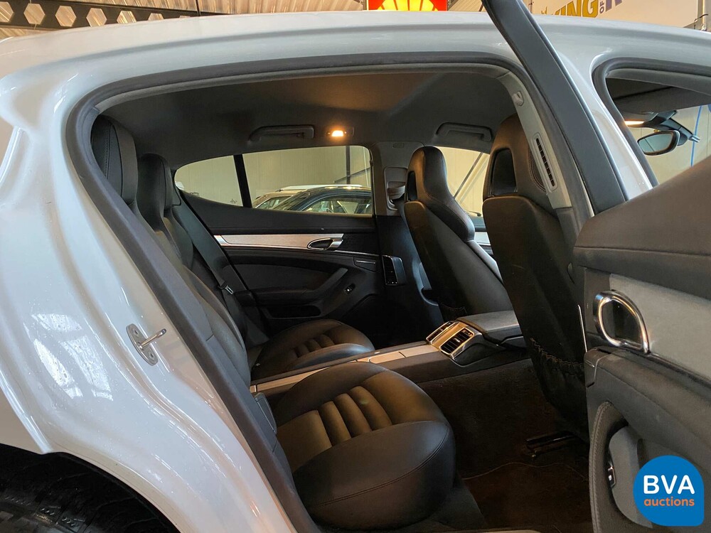 Porsche Panamera S E-Hybrid 416pk SportChrono 2014 -Org NL-, 5-TDZ-03.