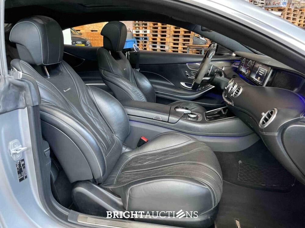 Mercedes-AMG S63 AMG 5.5 V8 4Matic 585pk 2015 S-Klasse Coupe Mercedes-Benz, N-942-DN