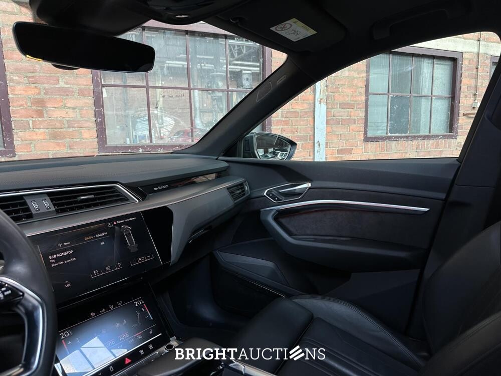 Audi e-tron 55 Quattro Advanced Pro Line Plus 95 kWh 360pk 2018, J-153-SR