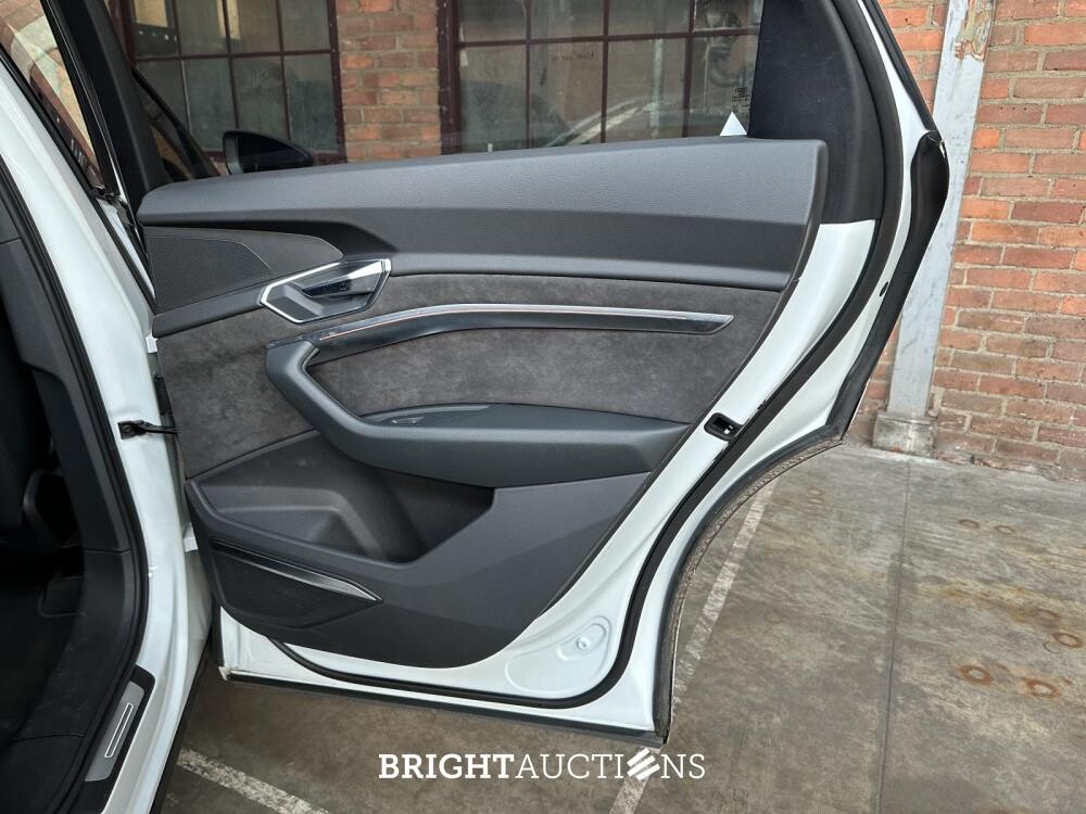 Audi e-tron 55 Quattro Advanced Pro Line Plus 95 kWh 360pk 2018, J-153-SR