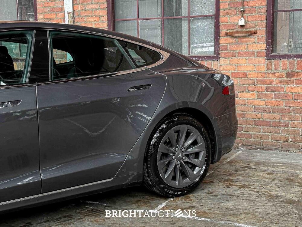 Tesla Model S 75D Base 333pk 2018 (Origineel-NL), XD-797-F