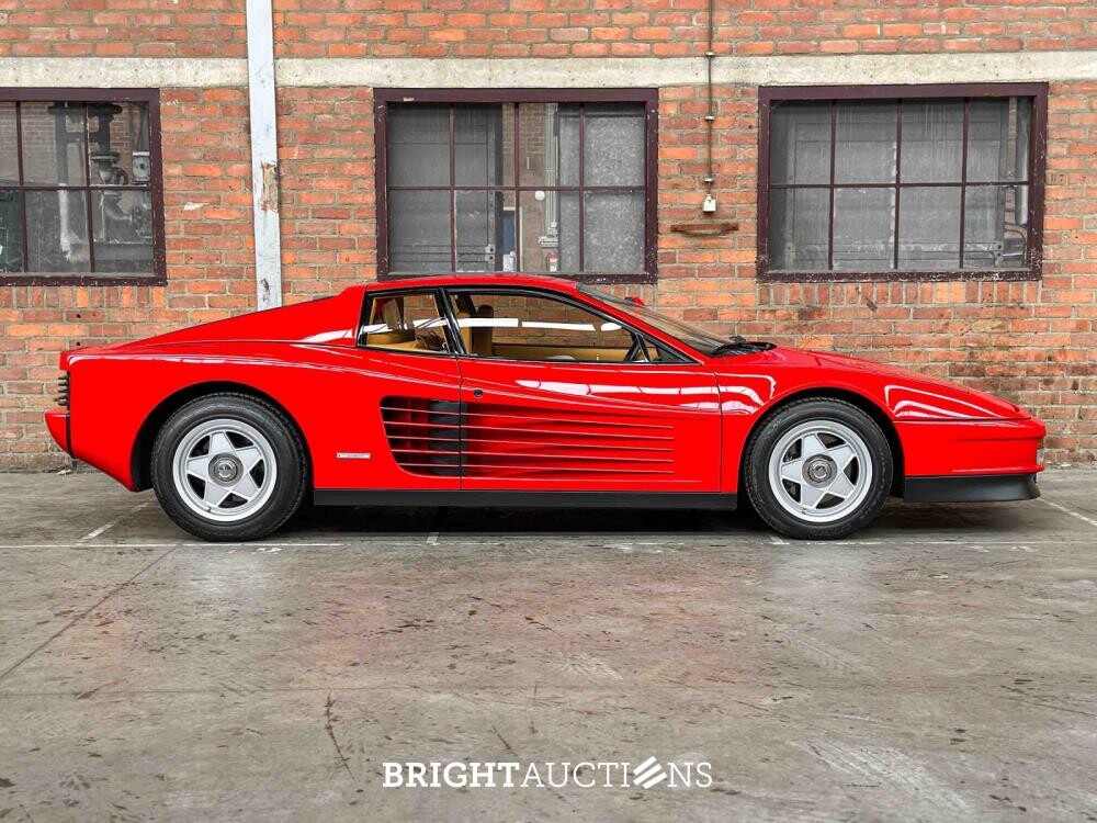 Ferrari Testarossa Monospecchio 4.9 F110 390hp Flat-12 1985, NL Nummernschilder