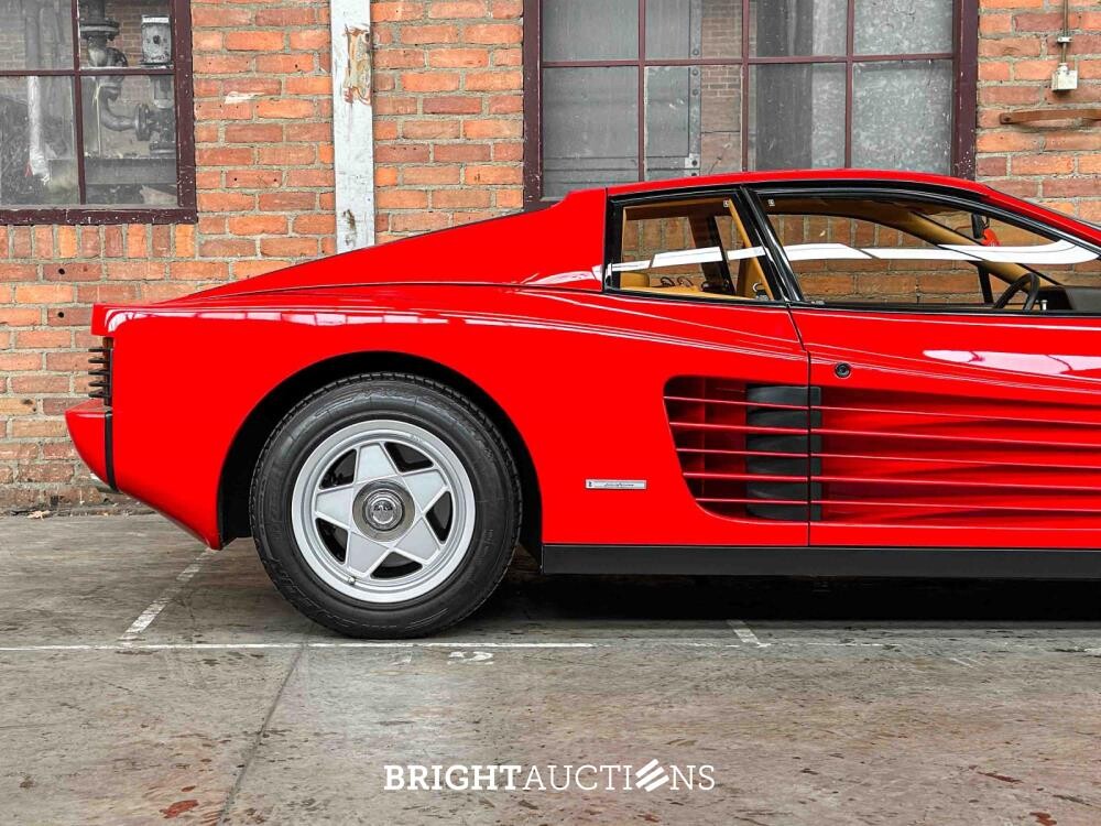 Ferrari Testarossa Monospecchio 4.9 F110 390hp Flat-12 1985, NL Nummernschilder