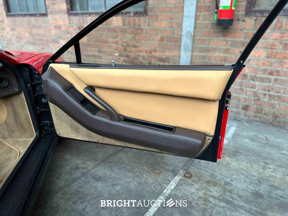 Ferrari Testarossa Monospecchio 4.9 F110 390hp Flat-12 1985, NL Nummernschilder