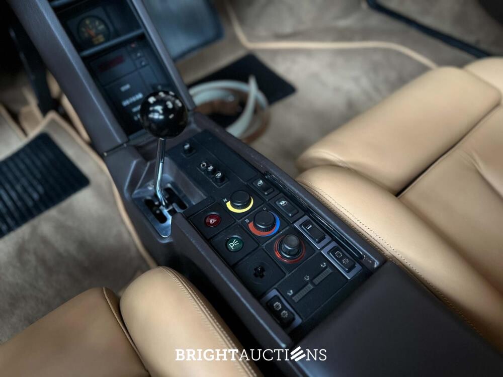 Ferrari Testarossa Monospecchio 4.9 F110 390hp Flat-12 1985, NL Nummernschilder