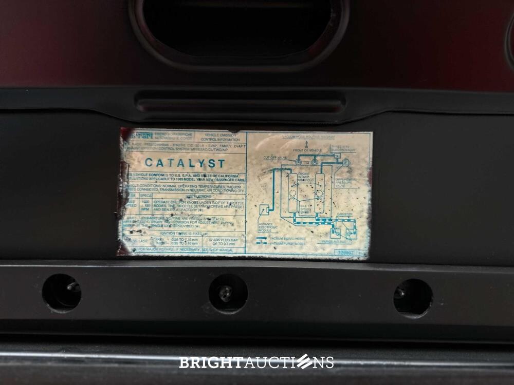 Ferrari Testarossa Monospecchio 4.9 F110 390hp Flat-12 1985, NL Nummernschilder