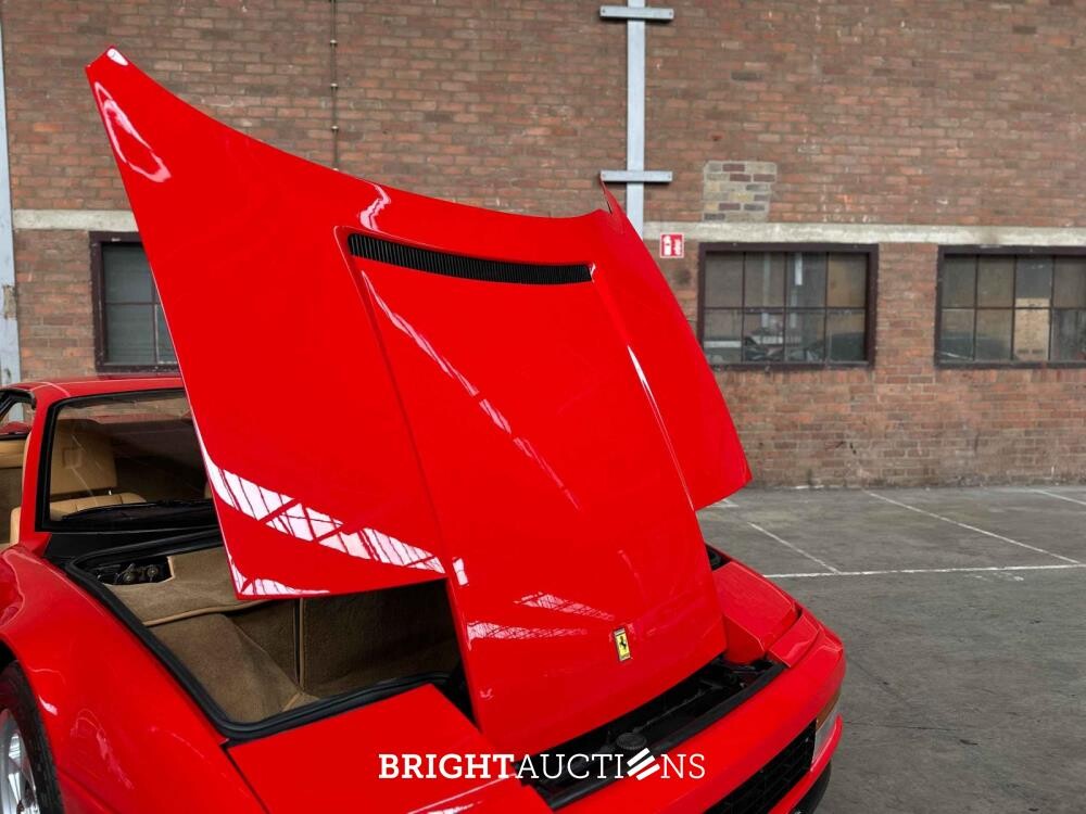 Ferrari Testarossa Monospecchio 4.9 F110 390hp Flat-12 1985, NL Nummernschilder