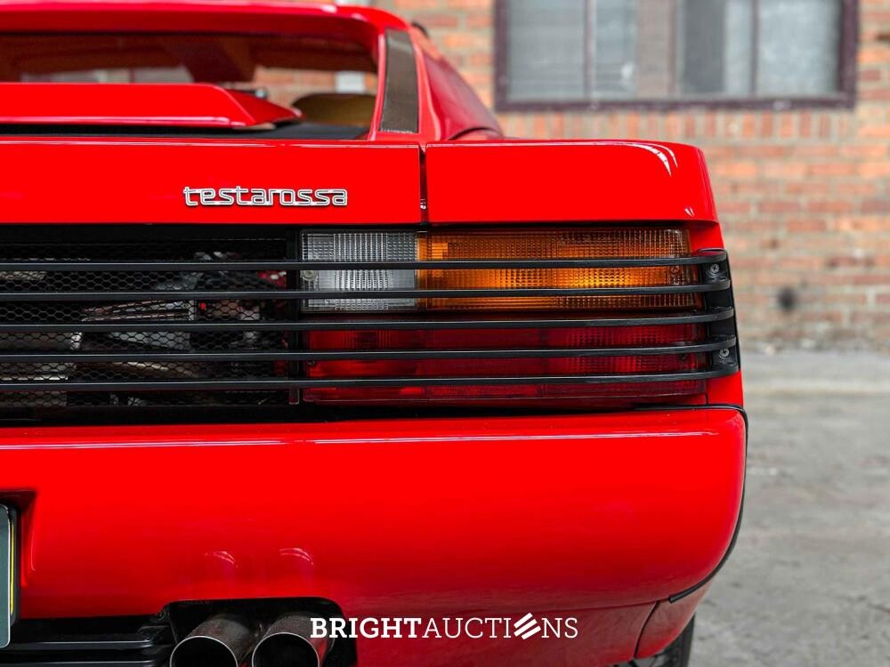 Ferrari Testarossa Monospecchio 4.9 F110 390hp Flat-12 1985, NL Nummernschilder