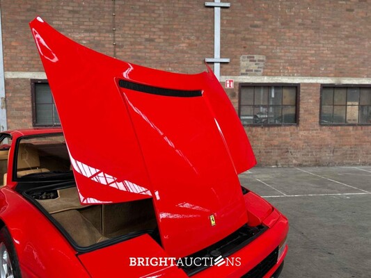 Ferrari Testarossa Monospecchio 4.9 F110 390pk Flat-12 1985, NL-Kenteken