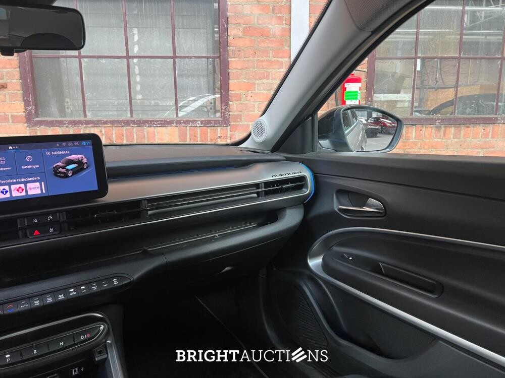 Jeep Avenger Altitude 54 kWh 156pk 2024 (Origineel-NL), X-541-ST