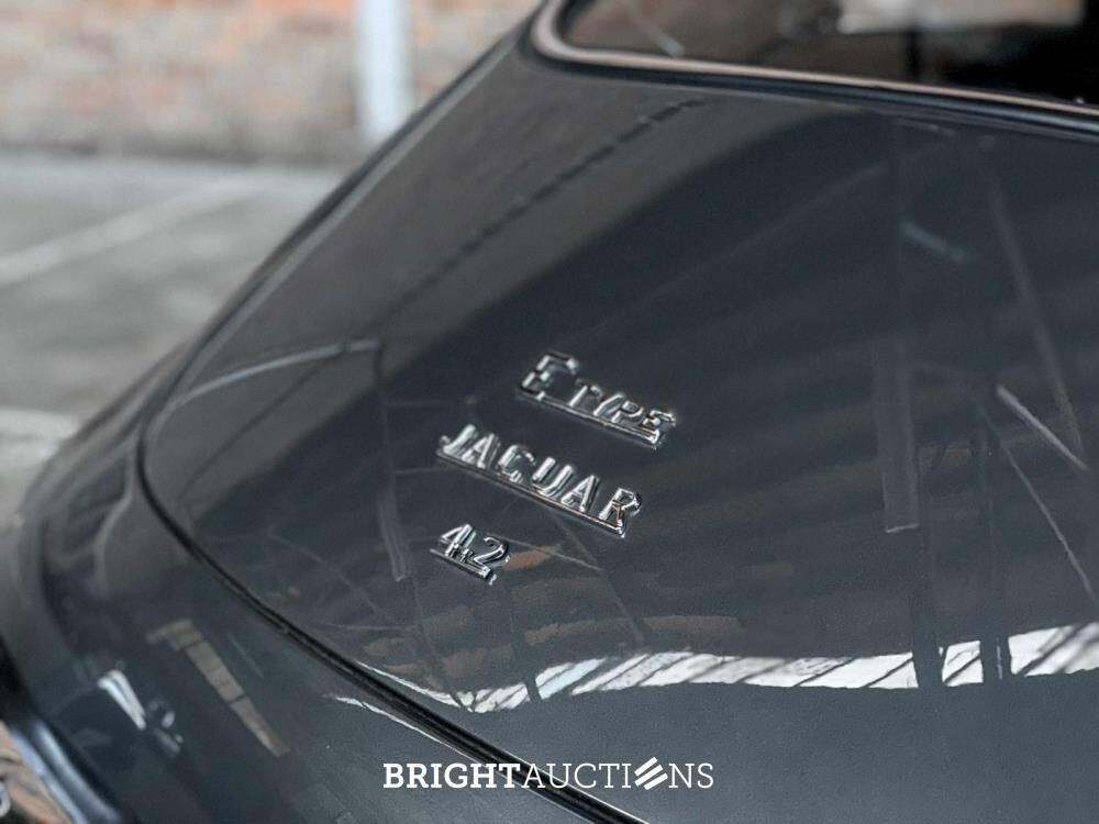 Jaguar E-Type 4.2 I6 Series 2+2 265pk 1969, AL-48-63