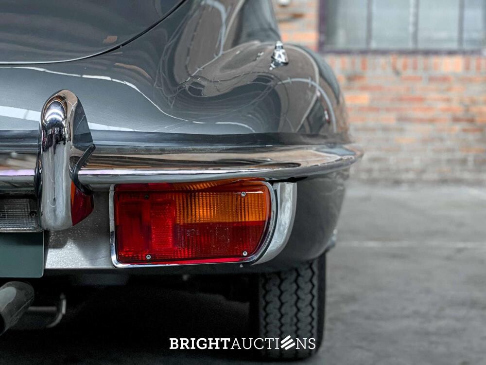 Jaguar E-Type 4.2 I6 Series 2+2 265pk 1969, AL-48-63