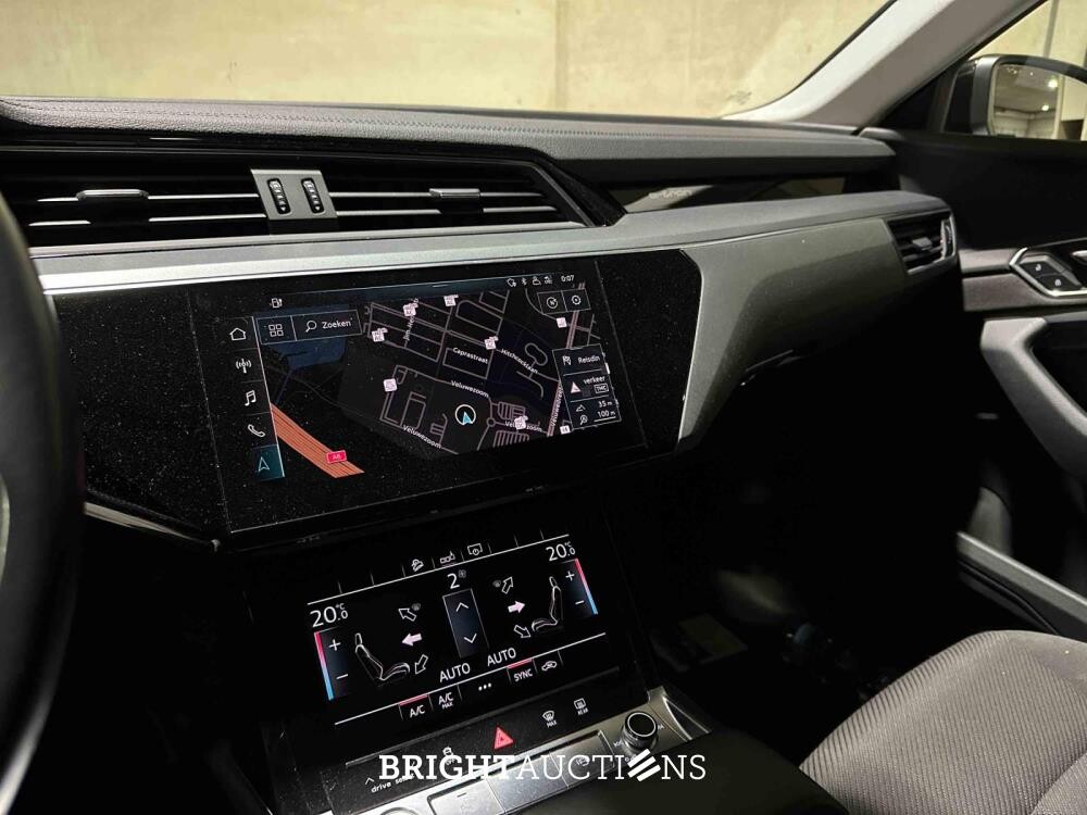 Audi e-tron 50 Quattro Launch Edition 71 kWh 313pk 2020 (Origineel-NL), J-928-KG