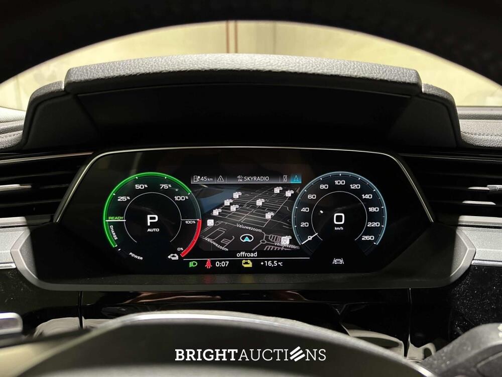 Audi e-tron 50 Quattro Launch Edition 71 kWh 313pk 2020 (Origineel-NL), J-928-KG