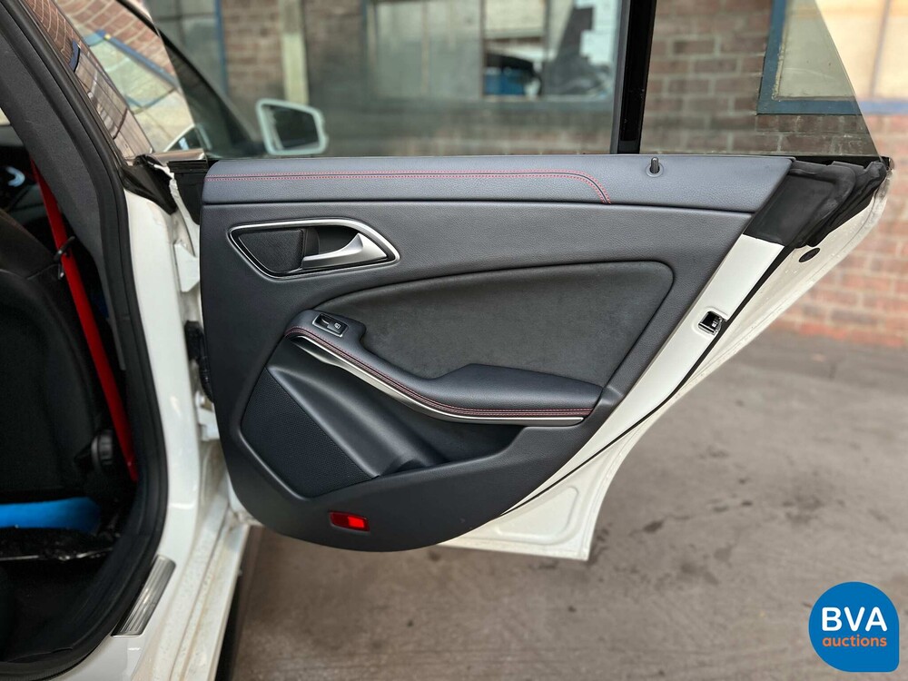 Mercedes-Benz CLA 45 AMG Shooting Brake 4matic CLA45 381pk FACELIFT, J-885-RZ
