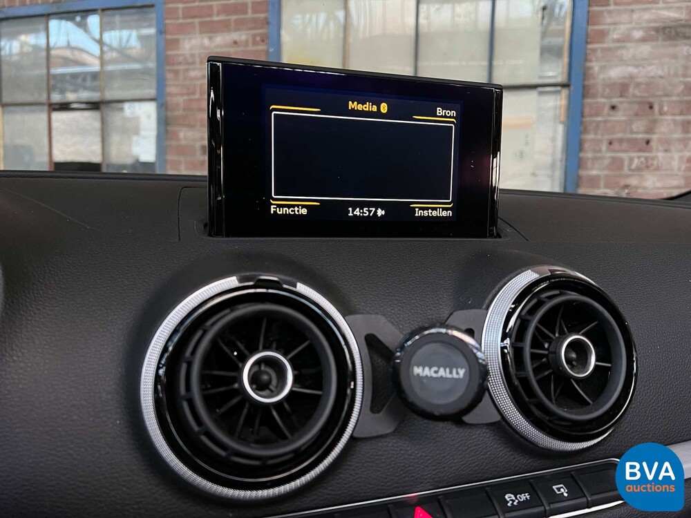 Audi A3 Cabriolet 1.4 TFSI Ambition Pro Line S-Line 125pk 2015 -Org NL-, GJ-588-D