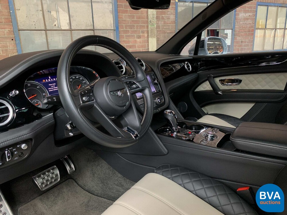 Bentley Bentayga V8 435pk 7-PERSOONS 2017, SZ-766-S