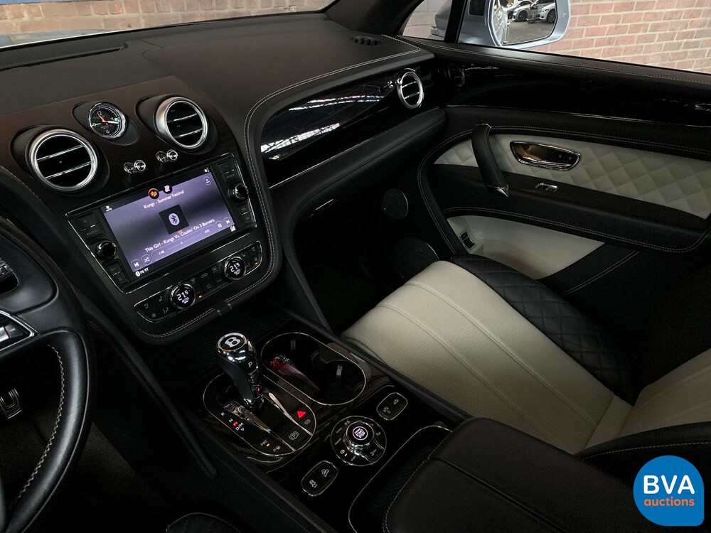 Bentley Bentayga V8 435pk 7-PERSOONS 2017, SZ-766-S