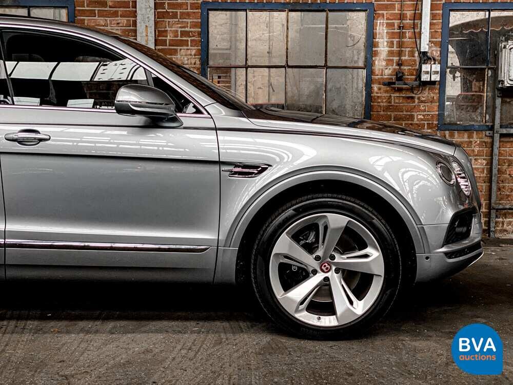 Bentley Bentayga V8 435pk 7-PERSOONS 2017, SZ-766-S