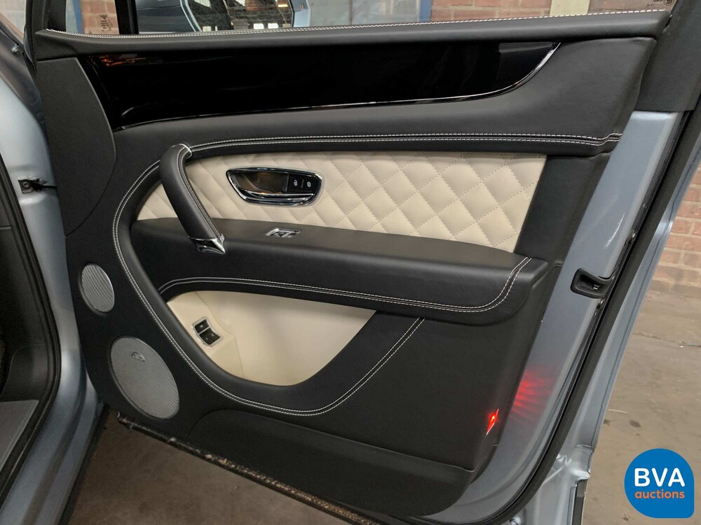 Bentley Bentayga V8 435pk 7-PERSOONS 2017, SZ-766-S