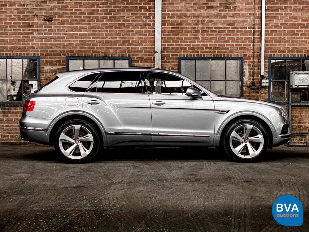 Bentley Bentayga V8 435pk 7-PERSOONS 2017, SZ-766-S