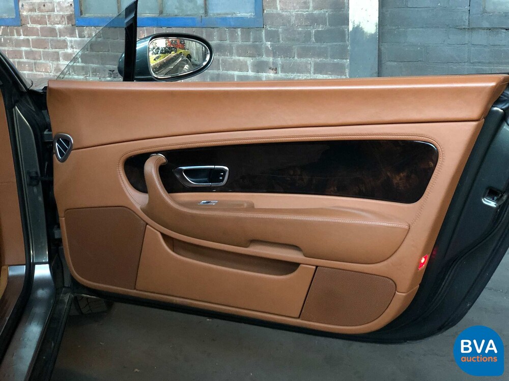 Bentley Continental GT 6.0 W12 560pk 2004