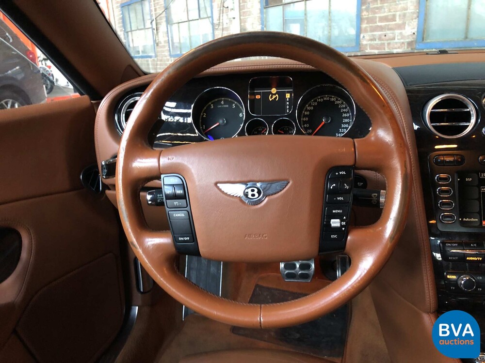 Bentley Continental GT 6.0 W12 560pk 2004