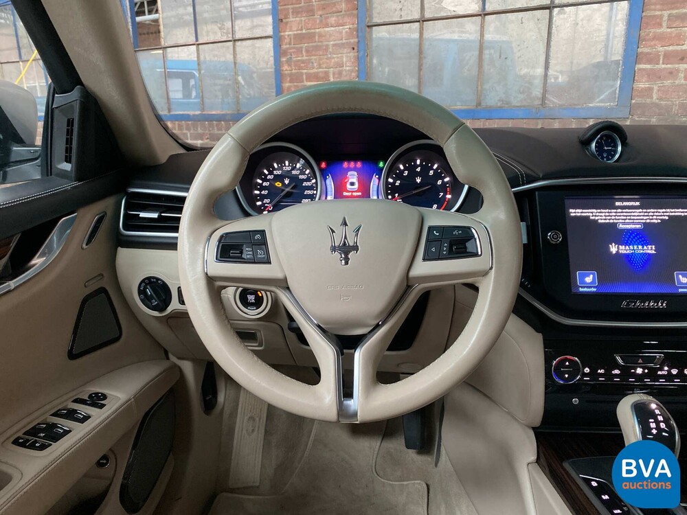 Maserati Ghibli Gran Sport SQ4 411pk 2016, N-667-GD