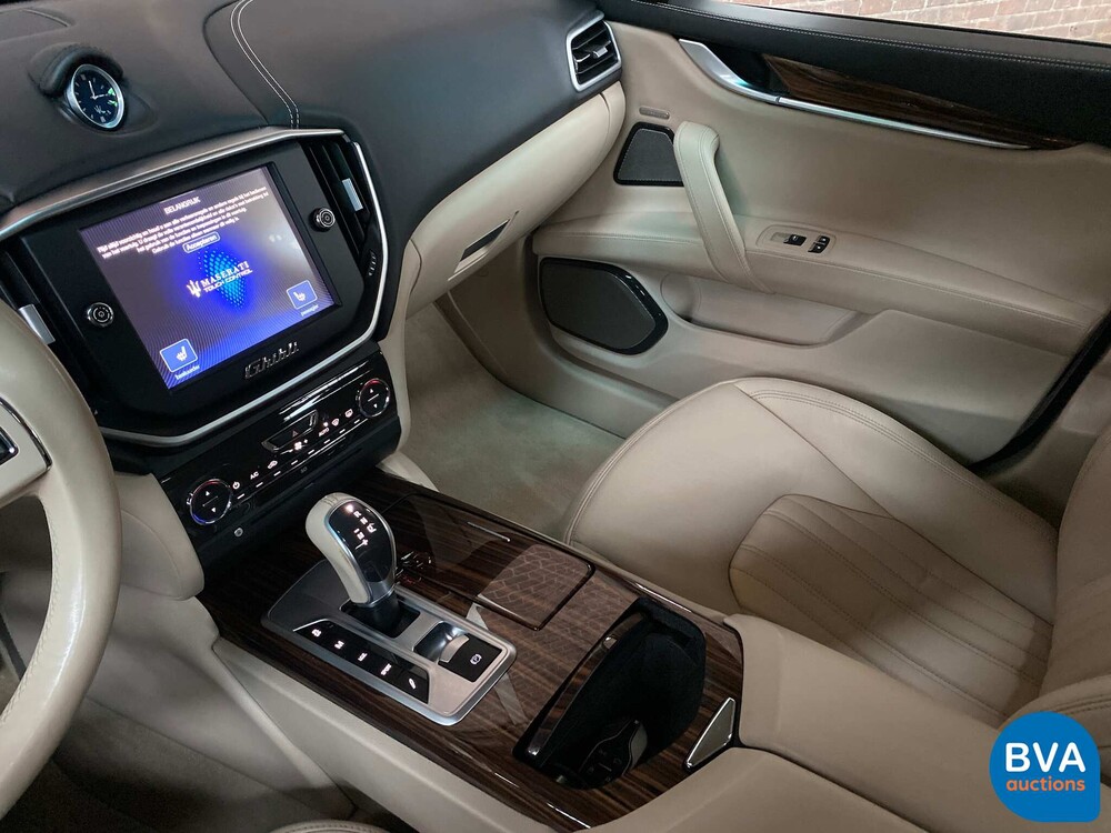Maserati Ghibli Gran Sport SQ4 411pk 2016, N-667-GD