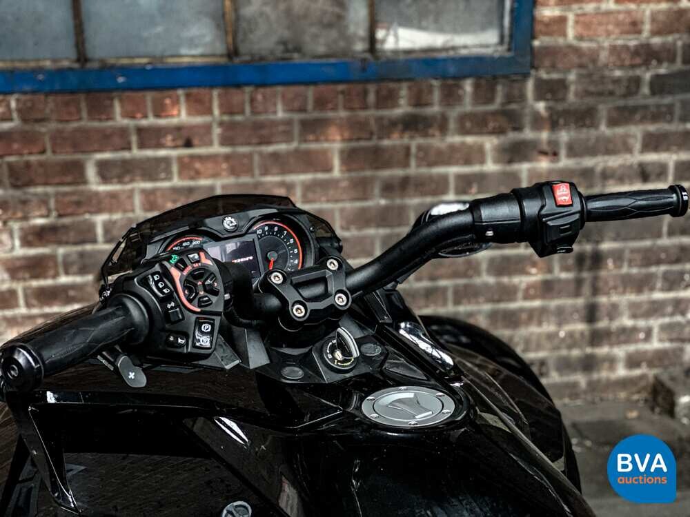 Can-Am Spyder F3 Tour SE6 2018 Can Am NW-Model, H-352-RV.