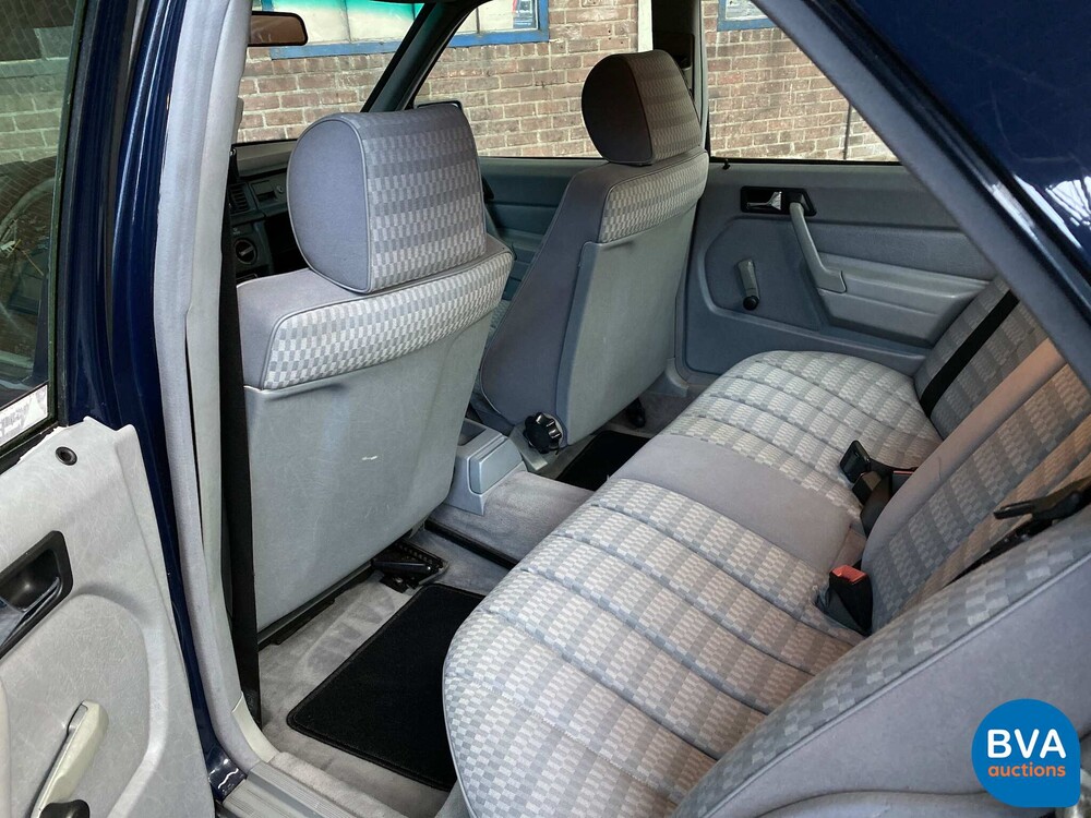 Mercedes-Benz 190-serie 1.8 E 109pk 1992 -Org. NL-, FJ-DB-21