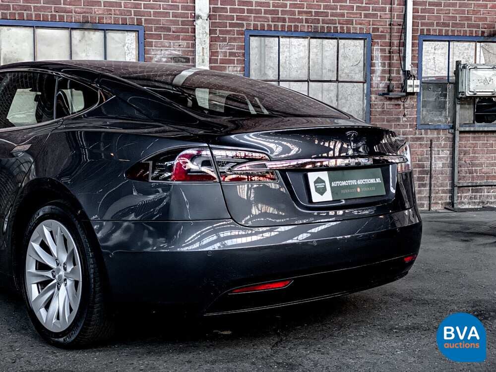 Tesla Model S 75 333pk 2017 -Org. NL-, PP-332-T 
