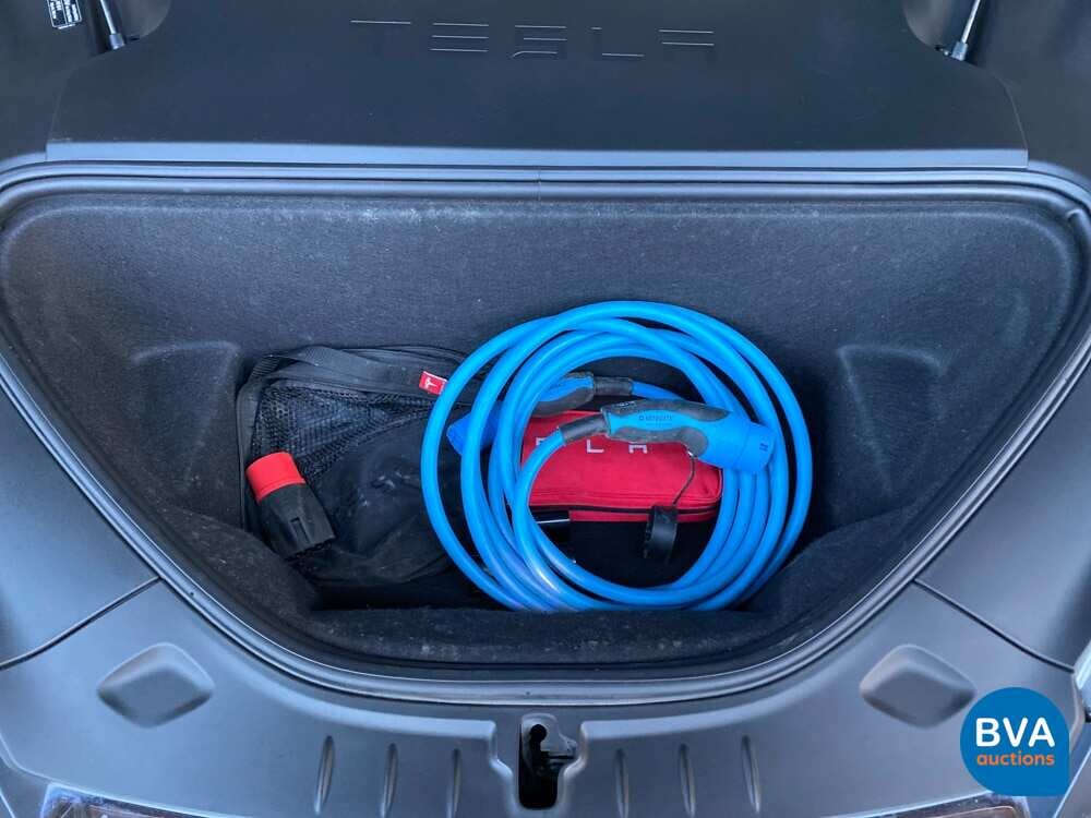 Tesla Model S 75 333pk 2017 -Org. NL-, PP-332-T 