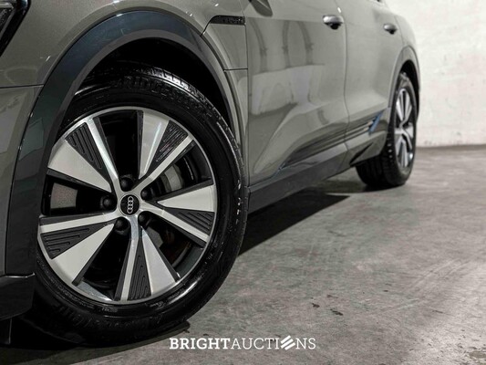 Audi Q8 e-tron 50 Quattro 95 kWh 340pk 2023 (Origineel-NL), S-106-PZ 