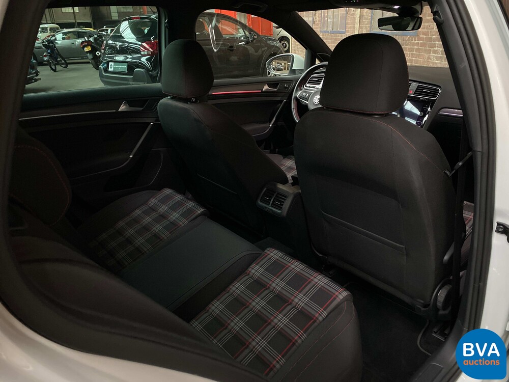 Volkswagen Golf GTI 2.0 TSI Performance 245pk 2020 FACELIFT, K-876-HF