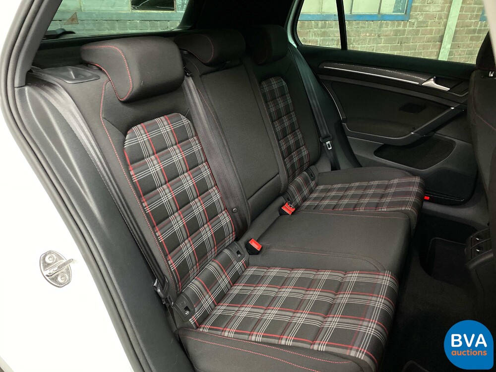 Volkswagen Golf GTI 2.0 TSI Performance 245pk 2020 FACELIFT, K-876-HF