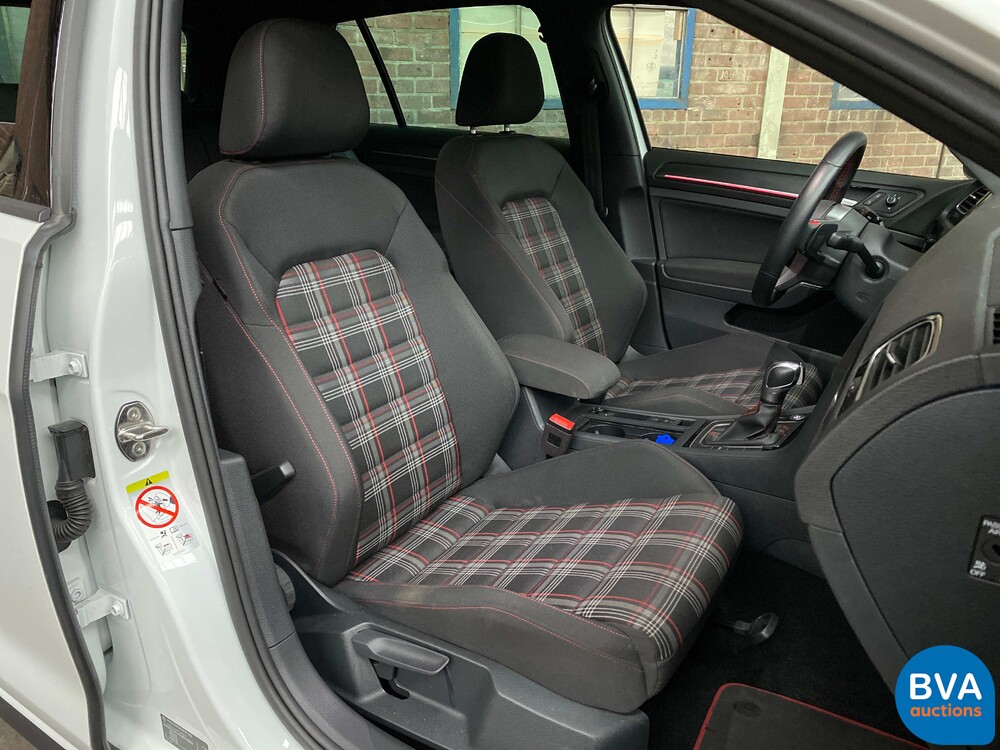 Volkswagen Golf GTI 2.0 TSI Performance 245pk 2020 FACELIFT, K-876-HF