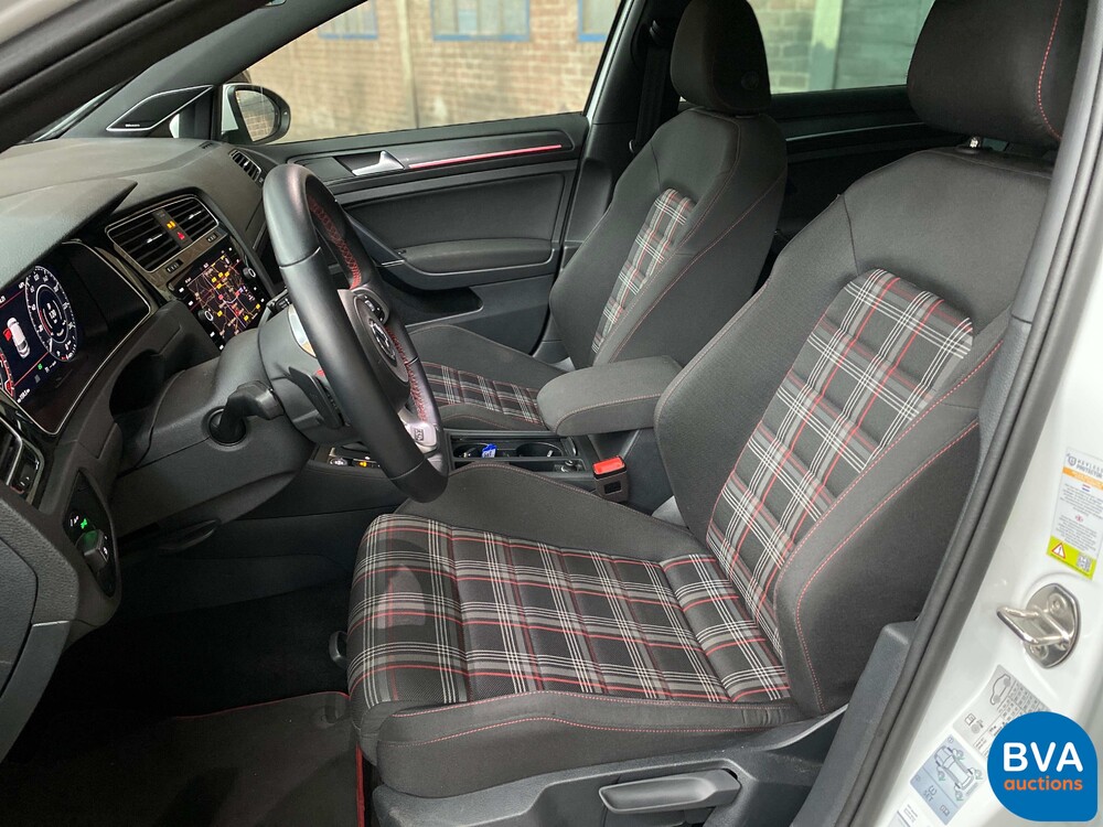 Volkswagen Golf GTI 2.0 TSI Performance 245pk 2020 FACELIFT, K-876-HF