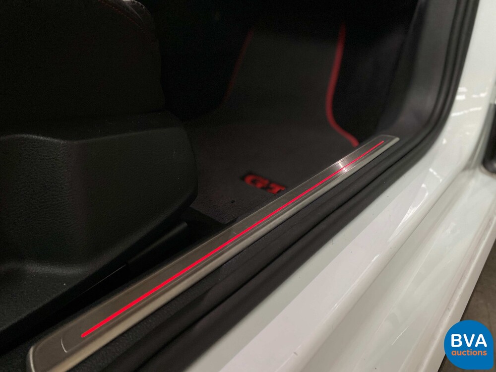 Volkswagen Golf GTI 2.0 TSI Performance 245pk 2020 FACELIFT, K-876-HF