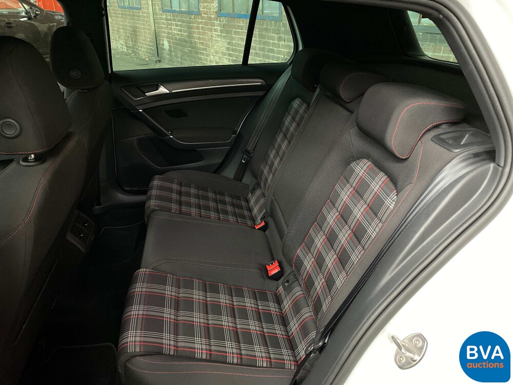 Volkswagen Golf GTI 2.0 TSI Performance 245pk 2020 FACELIFT, K-876-HF