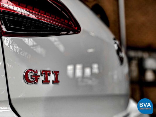 Volkswagen Golf GTI 2.0 TSI Performance 245hp 2020 FACELIFT, K-876-HF.