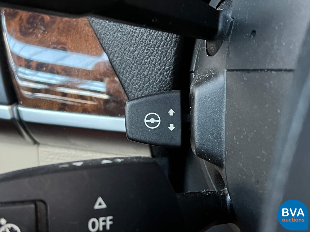 BMW X5 xDrive 48i 7Persoons 355pk 2007, 05-KTN-3