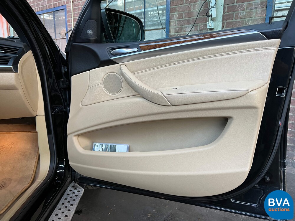 BMW X5 xDrive 48i 7Persoons 355pk 2007, 05-KTN-3