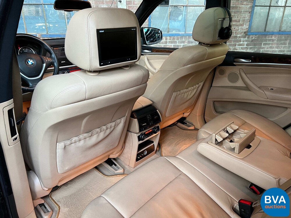 BMW X5 xDrive 48i 7Persoons 355pk 2007, 05-KTN-3