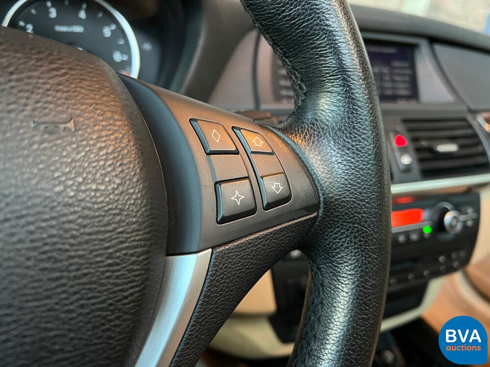 BMW X5 xDrive 48i 7Persoons 355pk 2007, 05-KTN-3