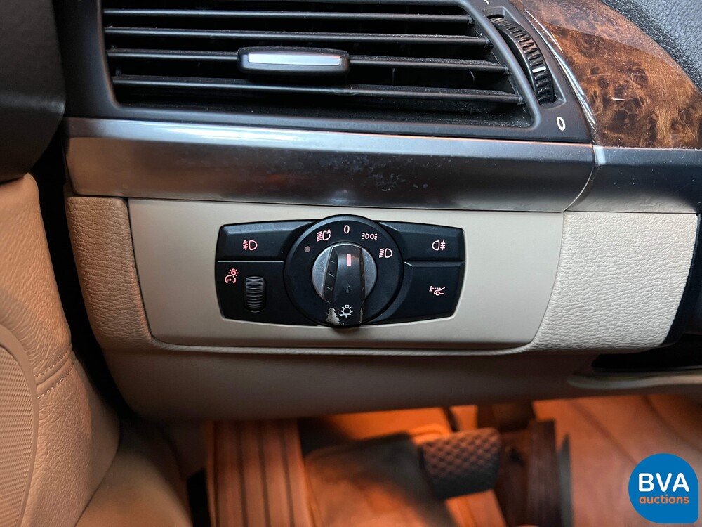 BMW X5 xDrive 48i 7Persoons 355pk 2007, 05-KTN-3