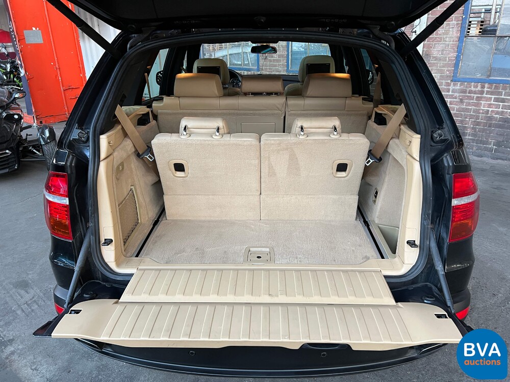BMW X5 xDrive 48i 7Persoons 355pk 2007, 05-KTN-3