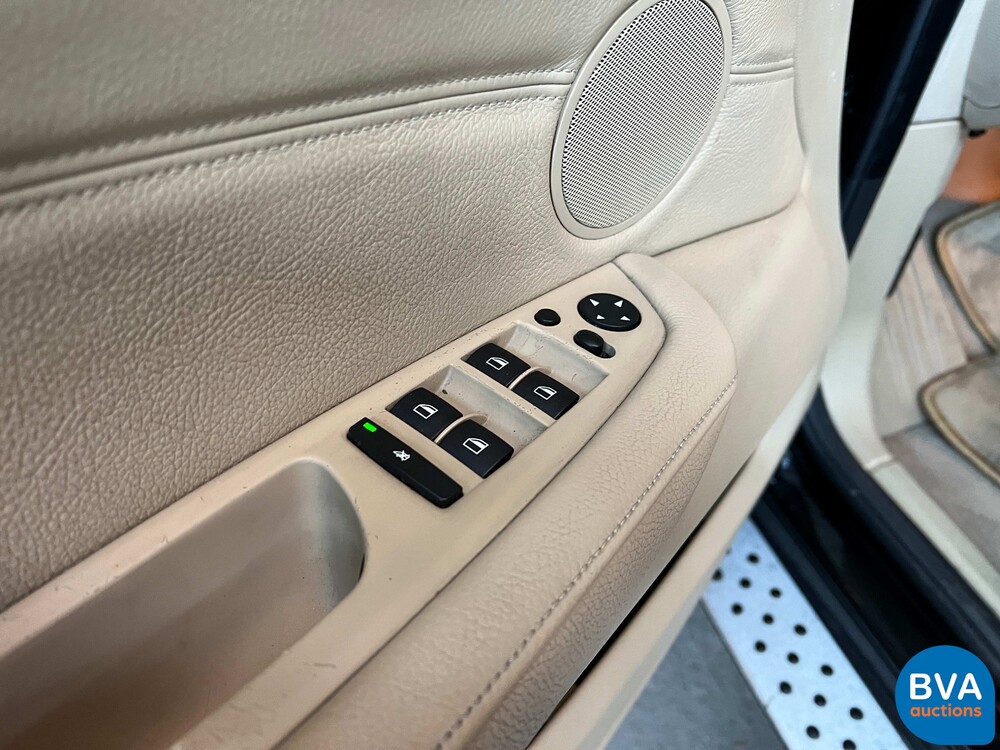 BMW X5 xDrive 48i 7Persoons 355pk 2007, 05-KTN-3